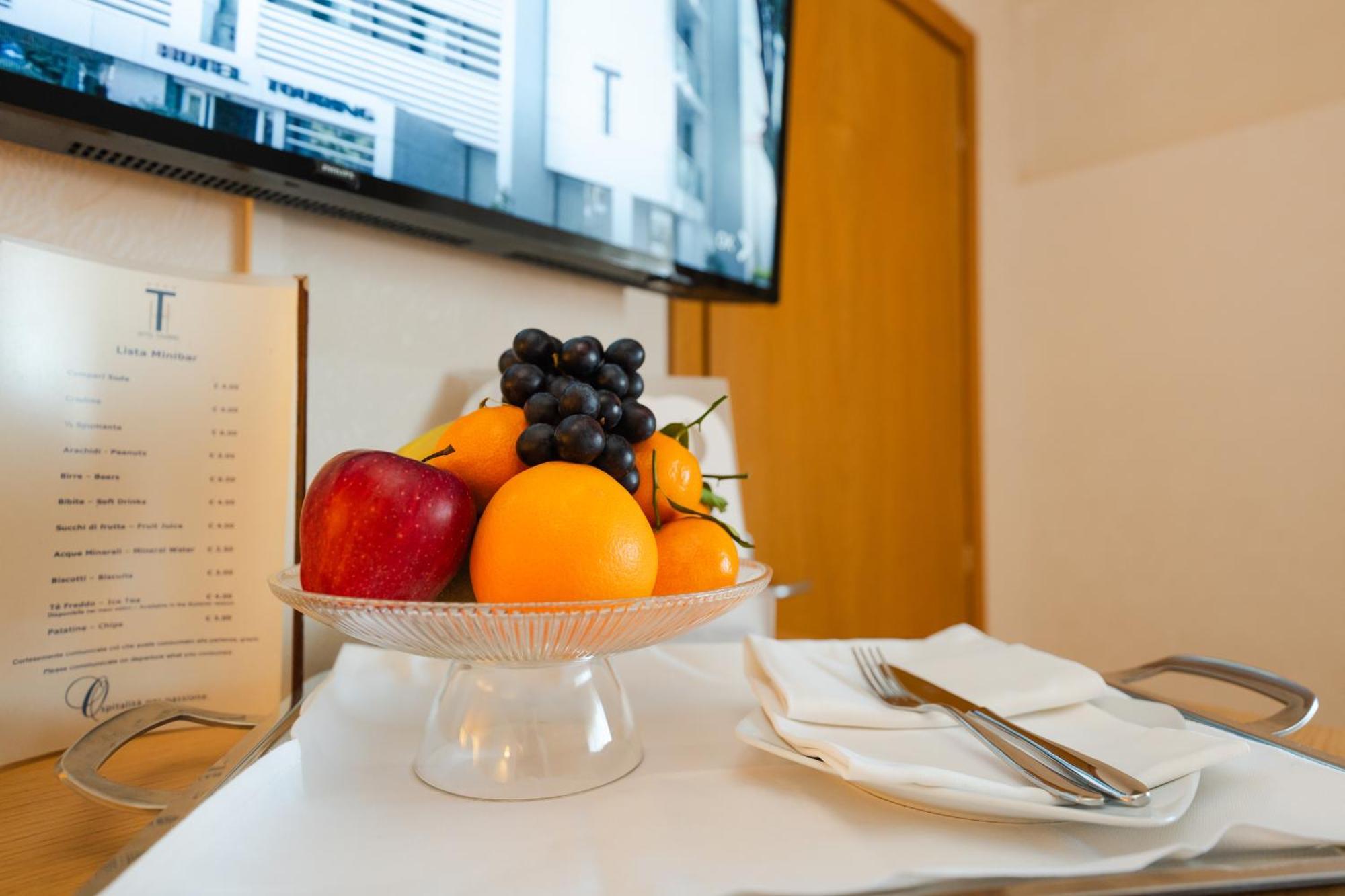 Hotel Touring Carpi Exterior foto